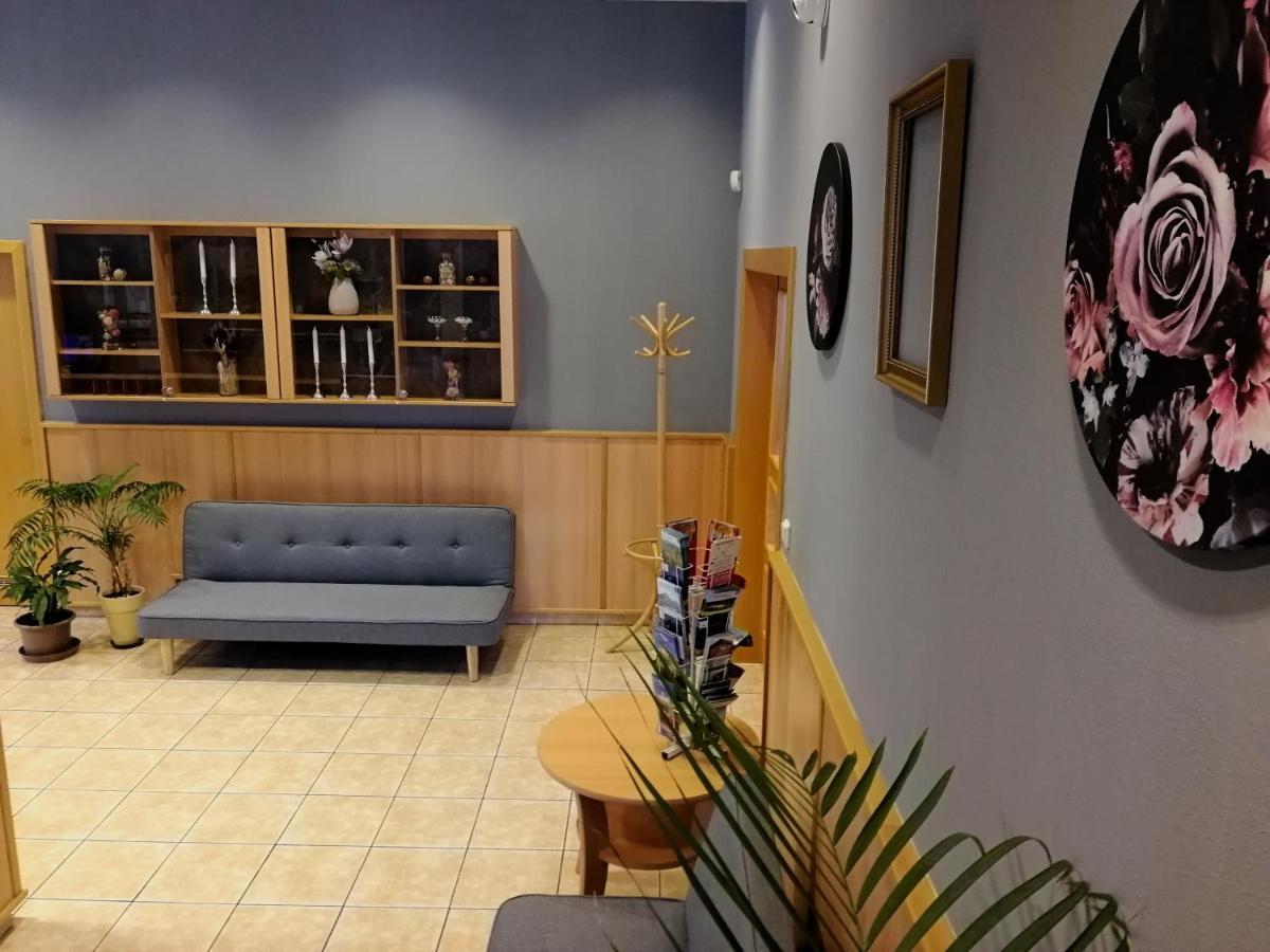 Vzdelavaci Stredisko A Hotel Varnsdorf Εξωτερικό φωτογραφία