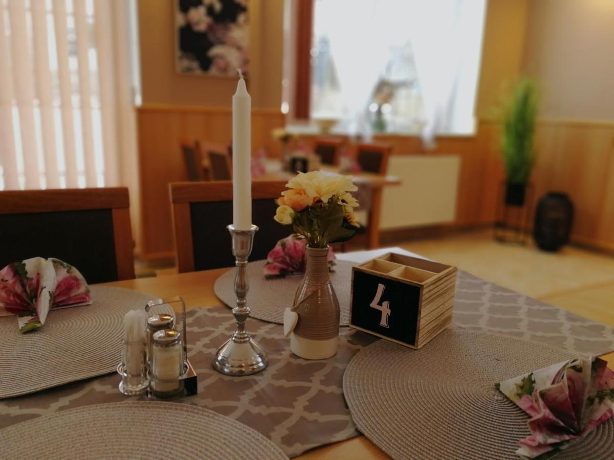 Vzdelavaci Stredisko A Hotel Varnsdorf Εξωτερικό φωτογραφία