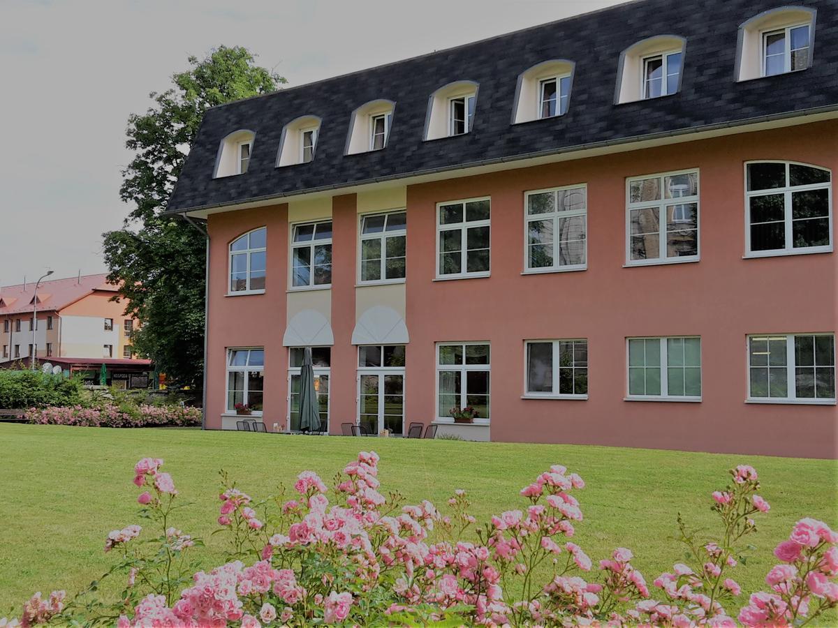 Vzdelavaci Stredisko A Hotel Varnsdorf Εξωτερικό φωτογραφία